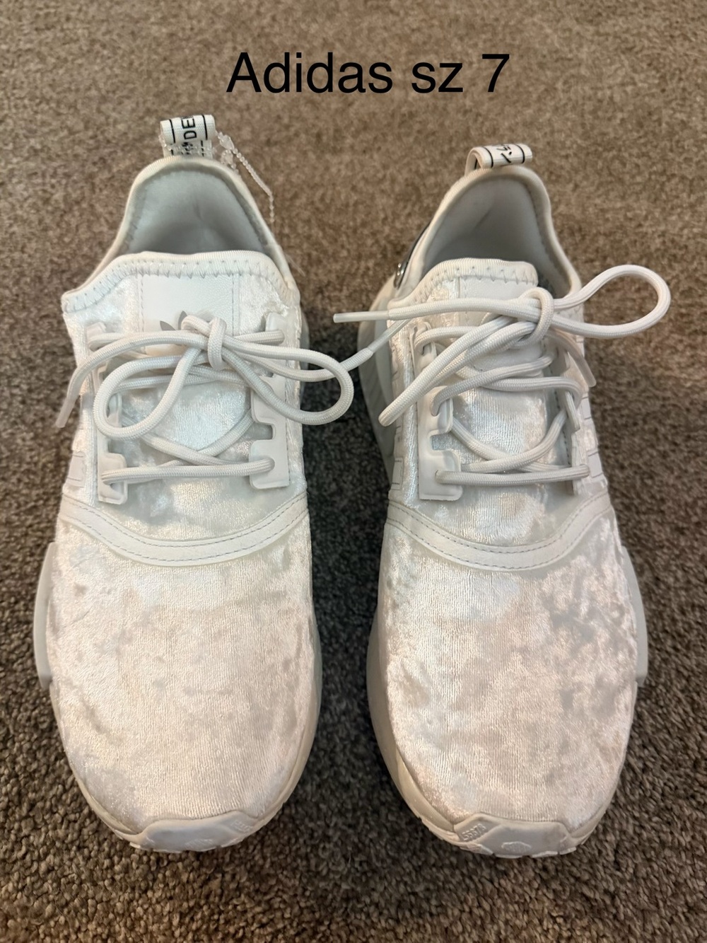 Adidas Womens White Velour Athletic Sneakers - Size 7